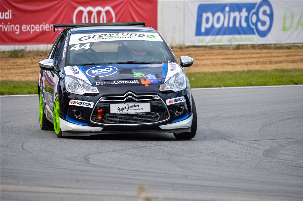 Mads Frederiksen tog en sikker andenplads og en god pointhøst med fra lørdagens løb
(Foto: Kimersfoto.dk)
